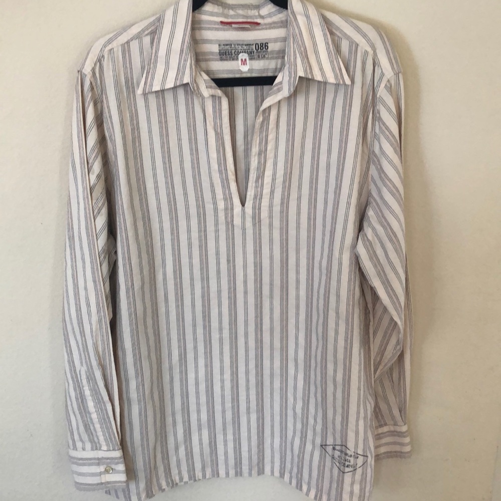 SZ M Mens Long Sleeve V-Neck Casual Shirt. EUC